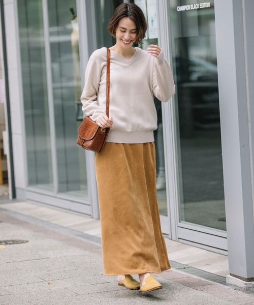 Munich（ミューニック）の「コーデュロイ　マーメイドマキシスカート（スカート・レディース・ブラック/パープル/キャメル・S/M）」の14枚目の写真