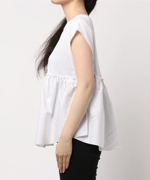 LOWRYS FARM(ローリーズファーム)の「フハクキリカエフレンチスリーブ 892690(Tシャツ/カットソー・レディース・ブラック/オフホワイト/カーキ・FREE)」の4枚目の写真