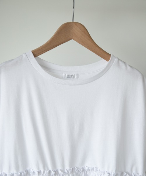 LOWRYS FARM(ローリーズファーム)の「フハクキリカエフレンチスリーブ 892690(Tシャツ/カットソー・レディース・ブラック/オフホワイト/カーキ・FREE)」の10枚目の写真