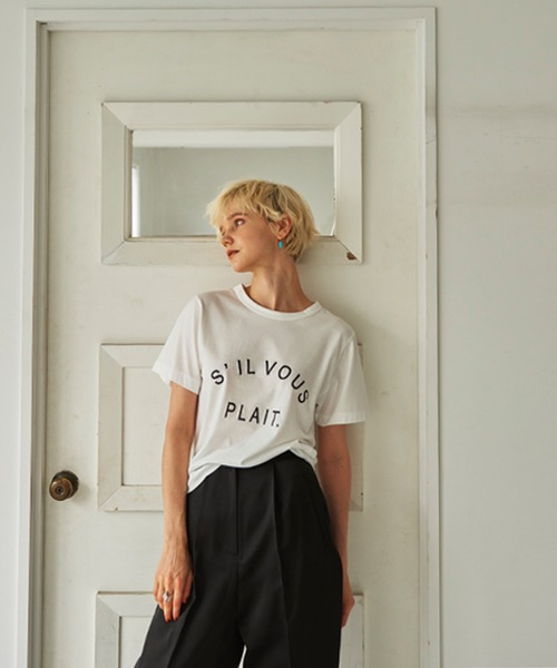 etre tokyo S&#39;ILVOUS PLAIT TEE　赤 ETRE TOKYO（エトレトウキョウ）の「S'ILVOUS PLAIT. TEE（T