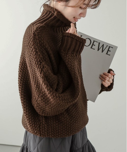 La-gemme（ラジェム）の「ハイネックニットトップス（ニット/セーター・レディース・ブラック/ベージュ/ブラウン/ピンク系その他/ライトブラウン/カーキ・M/L）」の13枚目の写真