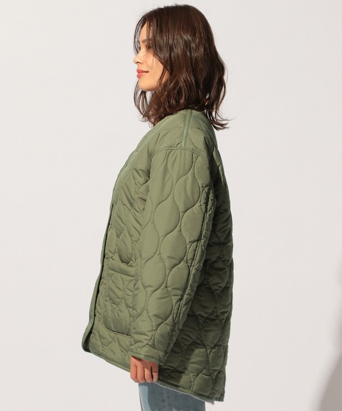 BAYFLOW(ベイフロー)の「Vネックキルトジャケット(その他アウター・レディース・ブラック/オフホワイト/カーキ・SMALL/MEDIUM)」の15枚目の写真