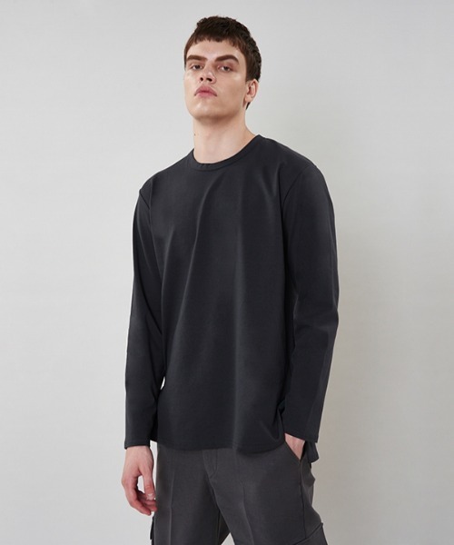VABEU(バーベウ)の「【VABEU 】サイドラインポイントティーシャツ / Sideline Pointed T-shirts(Tシャツ/カットソー・メンズ・ブラック/グレー/アイボリー・LARGE/XX-LARGE)」の3枚目の写真