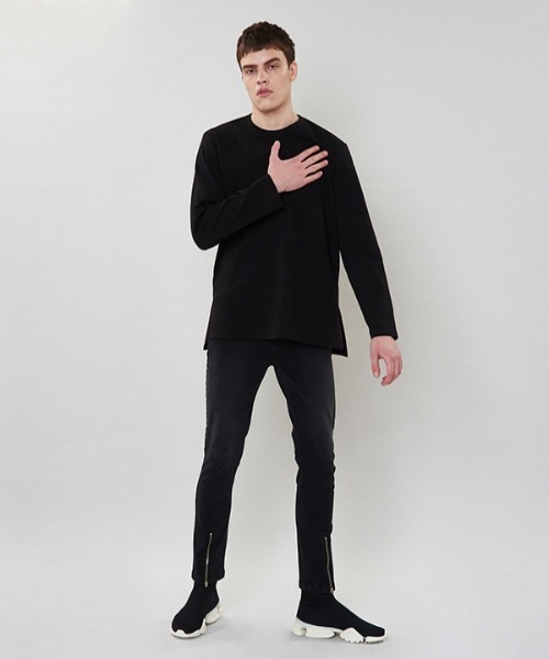 VABEU(バーベウ)の「【VABEU 】サイドラインポイントティーシャツ / Sideline Pointed T-shirts(Tシャツ/カットソー・メンズ・ブラック/グレー/アイボリー・LARGE/XX-LARGE)」の16枚目の写真