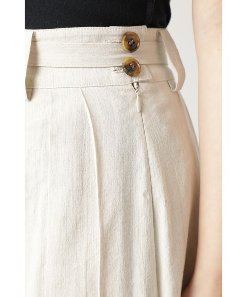 mici（ミチ）の「(mici)タックボリュームスカート（スカート・レディース・ベージュ/ネイビー・MEDIUM/SMALL）」の5枚目の写真