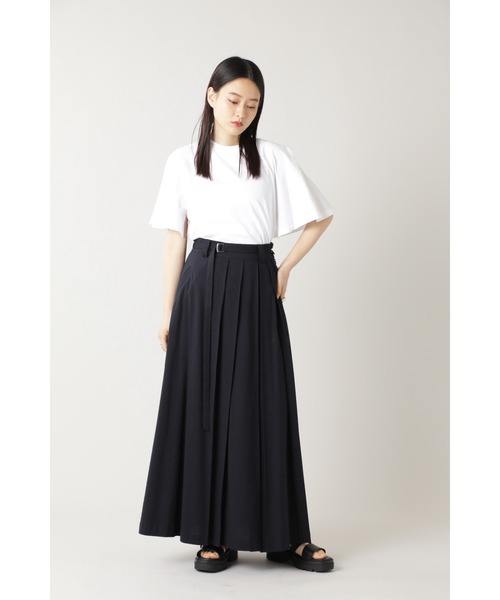 mici（ミチ）の「(mici)タックボリュームスカート（スカート・レディース・ベージュ/ネイビー・MEDIUM/SMALL）」の8枚目の写真