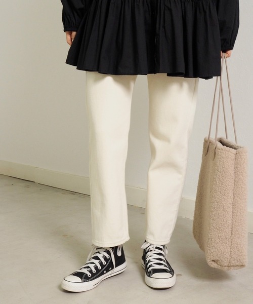 Crisp（クリスプ）の「ベーシックデニムパンツ（デニムパンツ・レディース・ネイビー/ブルー/アイボリー/ブラック・FREE）」の3枚目の写真