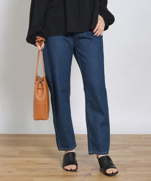 Crisp（クリスプ）の「ベーシックデニムパンツ（デニムパンツ・レディース・ネイビー/ブルー/アイボリー/ブラック・FREE）」の4枚目の写真