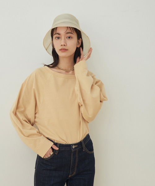 ADAM ET ROPE'(アダムエロペ)の「ワイドスリーブくびれTEE(Tシャツ/カットソー・レディース・ホワイト/ベージュ/グリーン・FREE)」の1枚目の写真