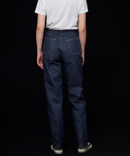 THE SHINZONE（ザ　シンゾーン）の「Shinzone HIGH WAIST IVY JEANS 20AMSPA65（デニムパンツ・レディース・ブルー・32inch/30inch/34inch/36inch）」の3枚目の写真