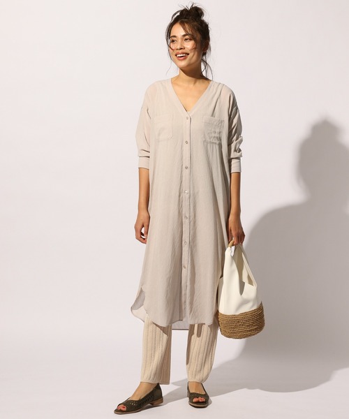 BAYFLOW（ベイフロー）の「シアーシャツワンピース（ワンピース・レディース・ブラック/ベージュ/ライトグリーン・FREE）」の9枚目の写真