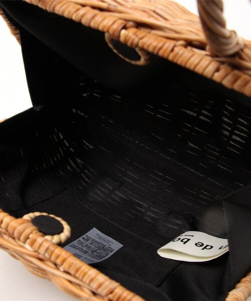 MADEMOISELLE ROPE'（マドモアゼル ロペ）の「【Odds】シェルバスケットバッグ（かごバッグ・レディース・ベージュ・FREE）」の4枚目の写真