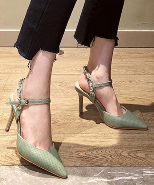 Jasmine Grandiflorum（ジャスミングランディフローラム）の「【Jasmine】バックルビジューハイヒールパンプス ヒール9cm (SS)（パンプス・レディース・ブラック/イエロー/ホワイト/グリーン・24.0cm/24.5cm/23.0cm/25.5cm/25.0cm/23.5cm）」の3枚目の写真