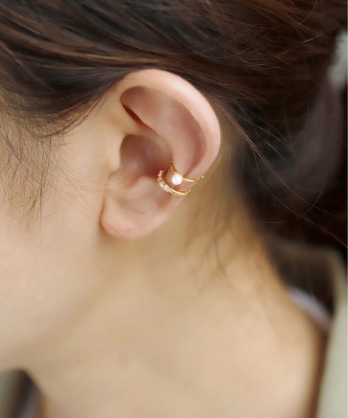 ANEMONE（アネモネ）の「小粒パールとビジューのイヤーカフ（イヤーカフ・レディース・ゴールド/シルバー・FREE）」の10枚目の写真