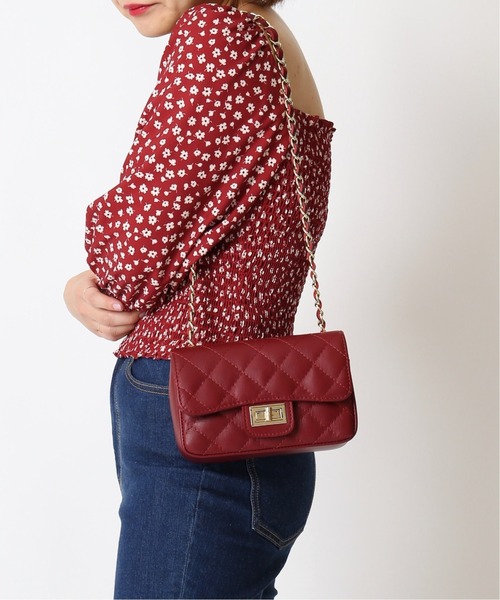 U by SPICK&SPAN(ユーバイスピックアンドスパン)の「【AULENTTI/オウレンティ】 キルティングショルダーバッグ◆(ショルダーバッグ・レディース・ブラック/アイボリー/ボルドー・FREE)」の3枚目の写真