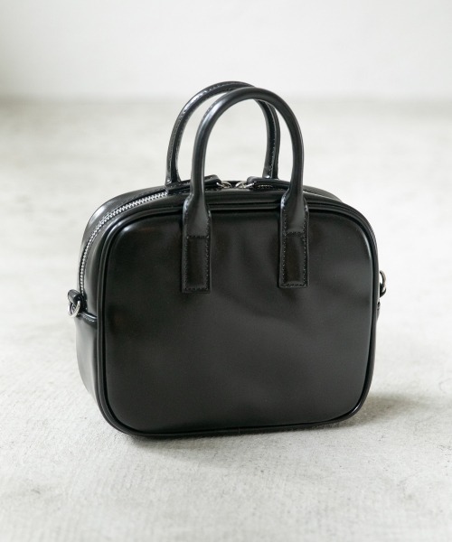 LOWRYS FARM(ローリーズファーム)の「2WAYボストンバッグ 958281(ボストンバッグ・レディース・アイボリー/ブラック/ダークブラウン・FREE)」の3枚目の写真