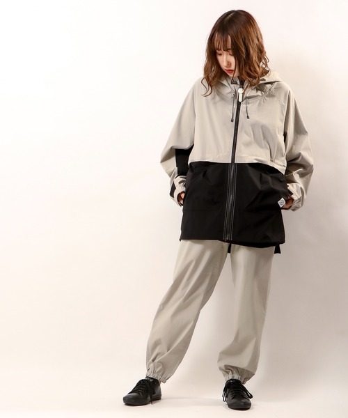 POWER TO THE PEOPLE（パワートゥーザピープル）の「POWER TO THE PEOPLE MOVINGナイロンジョガーパンツ（その他パンツ・メンズ・ブラウン/ライトグレー/ブラック・M/LL/L）」の11枚目の写真