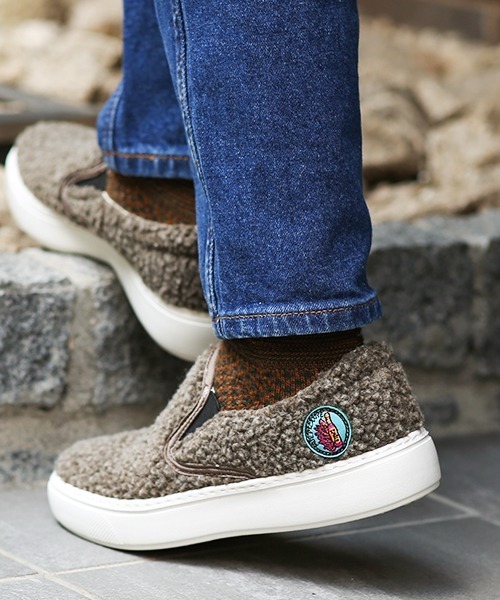 チチカカ（チチカカ）の「ボアスリッポン（スリッポン・レディース・ホワイト/イエロー/ブラウン/ブラック・MEDIUM/LARGE）」の12枚目の写真