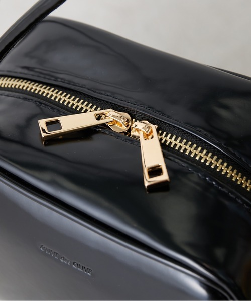 OLIVE des OLIVE（オリーブデオリーブ）の「キューブショルダーバッグ（ショルダーバッグ・レディース・オフホワイト/ブラック/ダークブラウン・FREE）」の15枚目の写真