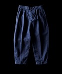BEAMS PLUS(ビームスプラス)の「パンツ(チノパンツ)」