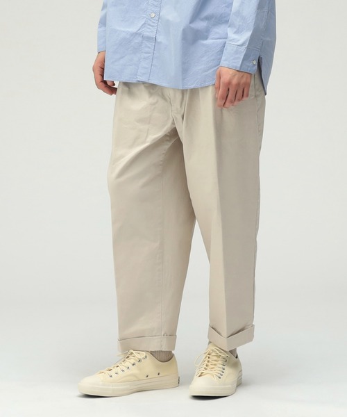 BEAMS PLUS（ビームスプラス）の「【ビームスの百名品】2プリーツ チノ パンツ（チノパンツ・メンズ・ブラック/ネイビー/オフホワイト/カーキ/オリーブ・LARGE/SMALL/X-LARGE/X-SMALL/MEDIUM/XX-LARGE）」の18枚目の写真