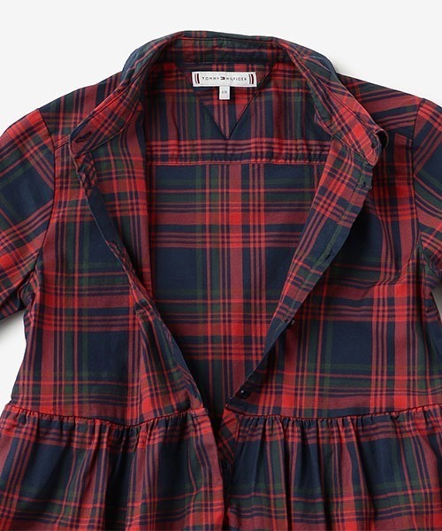 TOMMY HILFIGER(トミーヒルフィガー)の「GIRLS チェックシャツワンピース(シャツワンピース・キッズ・ネイビー・80cm/90cm/110cm/100cm/120cm)」の4枚目の写真