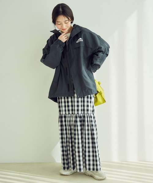 VIS(ビス)の「【OUTDOOR PRODUCTSコラボ】【洗濯可】オーバーサイズマウンテンパーカー(マウンテンパーカー・レディース・ブラック/ダークパープル/ベージュ系その他/ミント/キナリ/カーキ・FREE/FS)」の11枚目の写真