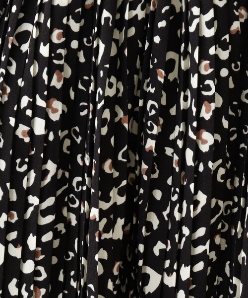 Cutie Blonde（キューティーブロンド）の「◆アニマル柄アソートプリーツスカート（スカート・レディース・ブラック系/ベージュ系/ブルー系・00）」の5枚目の写真