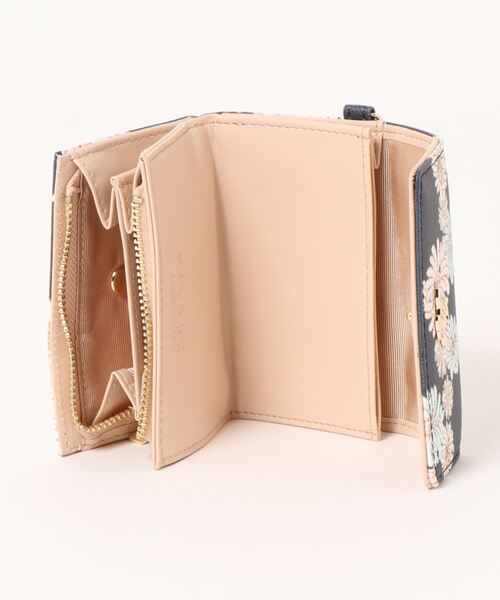 PAUL & JOE ACCESSOIRES（ポールアンドジョーアクセソワ）の