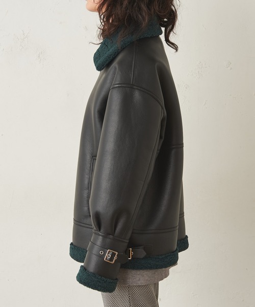 Lui's（ルイス）の「フェイクムートンB-3ジャケット（ミリタリージャケット・レディース・ダークブラウン/ブラック・FREE）」の10枚目の写真