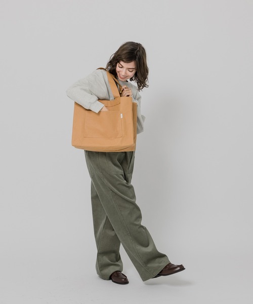 MUHET（ミュエータ）の「タイベックトートバッグ（トートバッグ・レディース・ベージュ・FREE）」の5枚目の写真