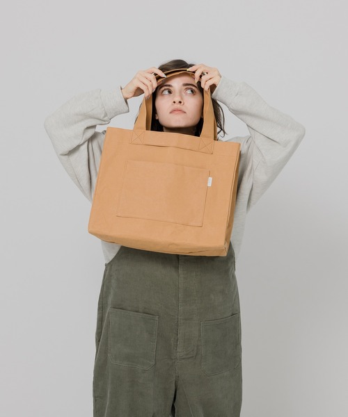 MUHET（ミュエータ）の「タイベックトートバッグ（トートバッグ・レディース・ベージュ・FREE）」の7枚目の写真