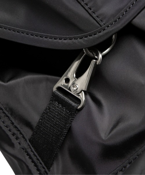 ROMANTIC CROWN（ロマンティッククラウン）の「【ROMANTIC CROWN】GLOSS MINIMAL BACKPACK / ロマンティッククラウン グロス ミニマル ナイロン バックパック（バックパック/リュック・メンズ・ブラック/カーキ・FREE）」の15枚目の写真