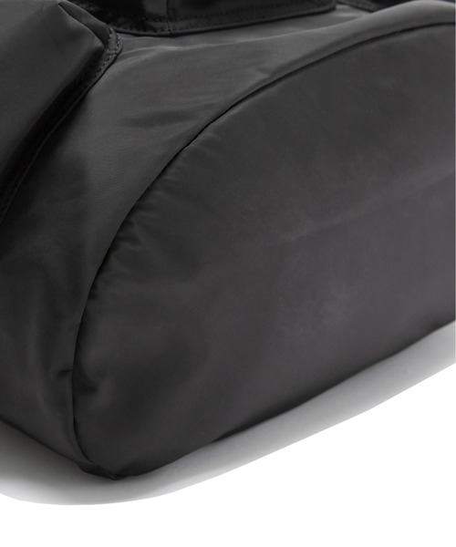 ROMANTIC CROWN（ロマンティッククラウン）の「【ROMANTIC CROWN】GLOSS MINIMAL BACKPACK / ロマンティッククラウン グロス ミニマル ナイロン バックパック（バックパック/リュック・メンズ・ブラック/カーキ・FREE）」の16枚目の写真