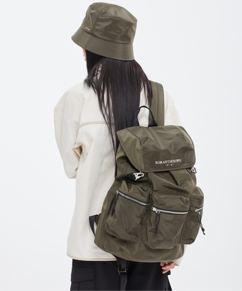 ROMANTIC CROWN（ロマンティッククラウン）の「【ROMANTIC CROWN】GLOSS MINIMAL BACKPACK / ロマンティッククラウン グロス ミニマル ナイロン バックパック（バックパック/リュック・メンズ・ブラック/カーキ・FREE）」の18枚目の写真
