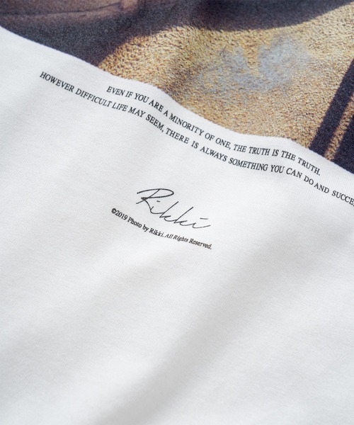 ＋81BRANCA（ハチイチブランカ）の「【+81BRANCA/ハチイチブランカ】Window photo Tシャツ（Tシャツ/カットソー・レディース・ホワイト・FREE）」の4枚目の写真