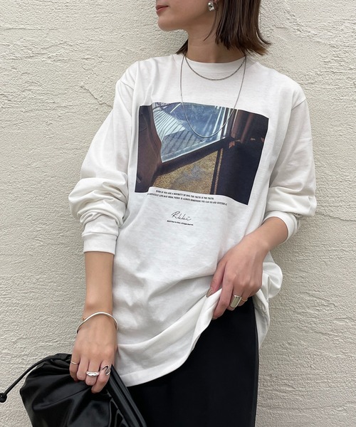 ＋81BRANCA（ハチイチブランカ）の「【+81BRANCA/ハチイチブランカ】Window photo Tシャツ（Tシャツ/カットソー・レディース・ホワイト・FREE）」の7枚目の写真