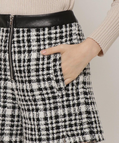 REDYAZEL（レディアゼル）の「ファンシーツイードショートパンツ（その他パンツ・レディース・ブラック/ネイビー・SMALL/MEDIUM）」の8枚目の写真