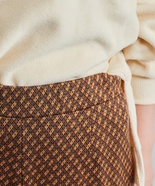 cepo（セポ）の「レトロジャガード柄 ニットフレアーパンツ（その他パンツ・レディース・ブラック/ブラウン・M）」の9枚目の写真
