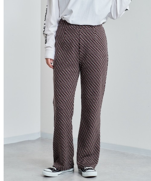 cepo（セポ）の「レトロジャガード柄 ニットフレアーパンツ（その他パンツ・レディース・ブラック/ブラウン・M）」の10枚目の写真