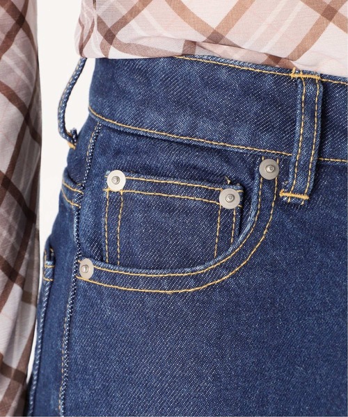 Charles Chaton（シャルルシャトン）の「C フレアデニムパンツ（デニムパンツ・レディース・ネイビー・34/36/38）」の5枚目の写真