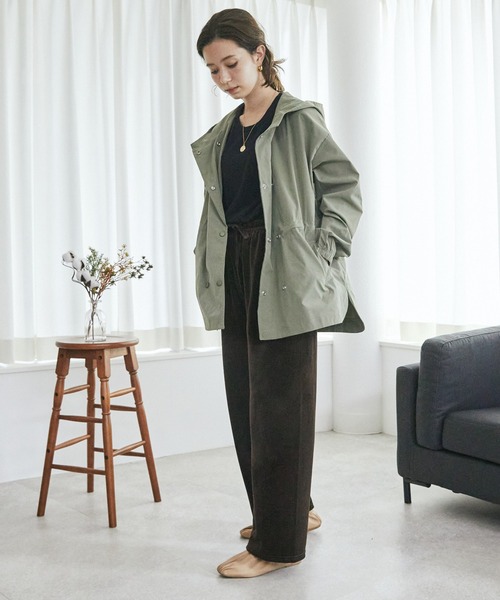 toucher du brise（トゥシェドブリーズ）の「【コーデュロイ風】ベロアウエストゴムワイドパンツ（その他パンツ・レディース・ブラック/ブラウン・M）」の4枚目の写真