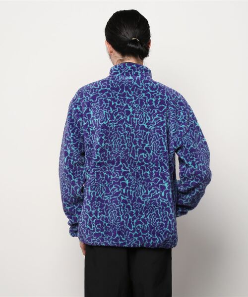 VOLCOM(ボルコム)の「【VOLCOM】MUZZER FUZZAR ZIP(パーカー・メンズ・ブルー系/ホワイト・X-LARGE/MEDIUM/LARGE/SMALL)」の3枚目の写真