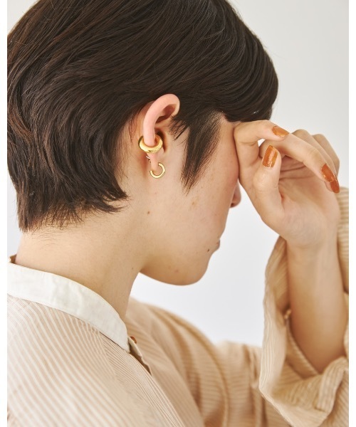 TODAYFUL（トゥデイフル）の「ラウンドフープイヤーカフ（silver925)（イヤーカフ・レディース・シルバー/ゴールド・FREE）」の4枚目の写真