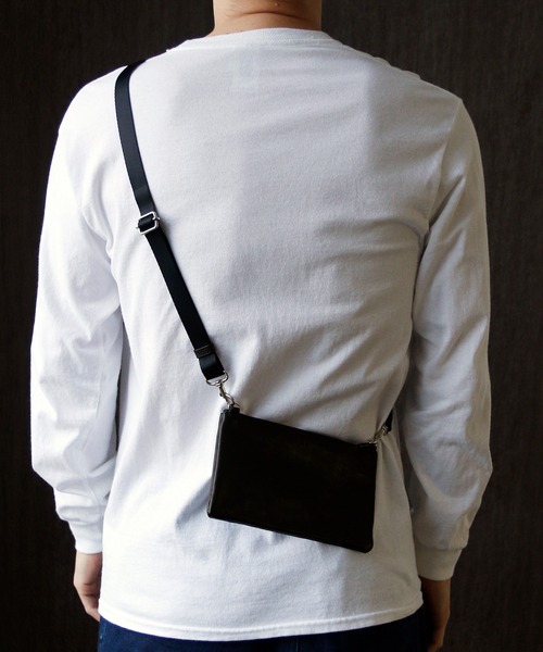 PATRICK STEPHAN（パトリックステファン）の「PATRICK STEPHAN パトリックステファン / Leather long wallet fold ’minimal' shine 2 ソフトシープスキンレザーロングウォレット ショルダーバッグ サコッシュ / 183ABG18（ショルダーバッグ・メンズ・ブラック×シルバー/ブラック×ブラック/グレー系その他/オリーブ/ライトブラウン・FREE）」の20枚目の写真