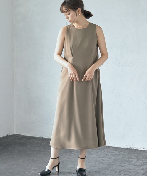 ECRIRE（エクリール）の「【TOMOコラボ】２WAYノースリーブワンピース（ワンピース・レディース・ベージュ/グレー/ライトグリーン/アイボリー・M/L）」の3枚目の写真