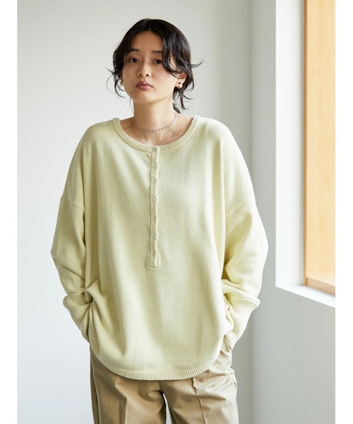 AMERICAN HOLIC（アメリカンホリック）の「ヘンリーネックニットプルオーバー（ニット/セーター・レディース・ネイビー/サックスブルー/アイボリー/イエロー・M/L）」の20枚目の写真