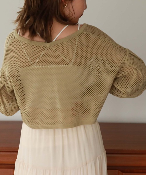 archives（アルシーヴ）の「メッシュ編ボリュームスリーブカーディガン（カーディガン/ボレロ・レディース・オフホワイト/イエロー/オレンジ/ブラック/ブルー・MEDIUM）」の4枚目の写真