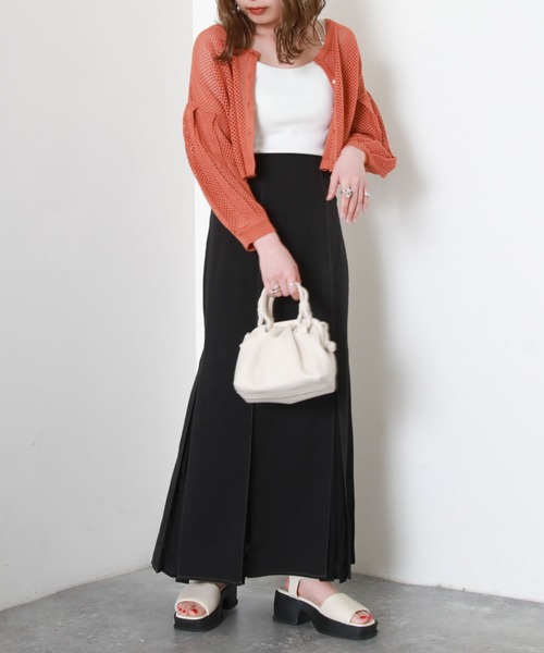 archives（アルシーヴ）の「メッシュ編ボリュームスリーブカーディガン（カーディガン/ボレロ・レディース・オフホワイト/イエロー/オレンジ/ブラック/ブルー・MEDIUM）」の12枚目の写真