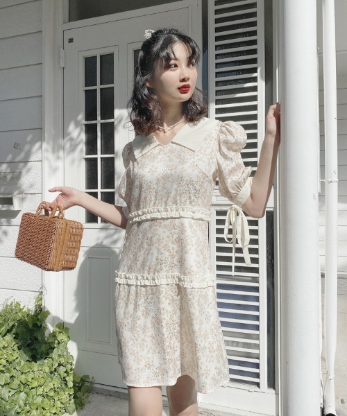 lissi Boutique（リージーブティック）の「【lissi boutique】フラワーパフスリーブサイドリボンレースワンピース（ワンピース・レディース・ベージュ・FREE）」の6枚目の写真